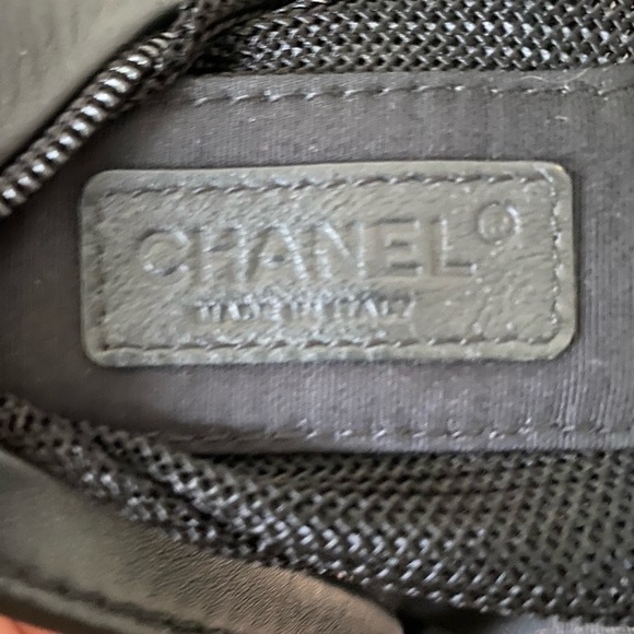 SOLD π Chanel Vintage Mesh and Leather Tassel Bag - Picture 12 of 13